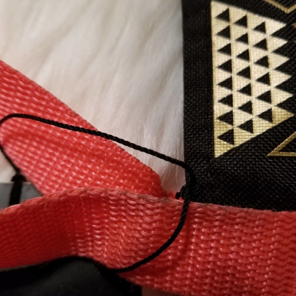 Tote Bag With Metallic Temporary Body Tattoo - Picture 5 of 8